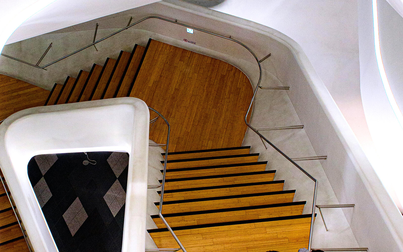 INVESTIR DANS DU DISTRICT AUTONOME DES SAVANES 